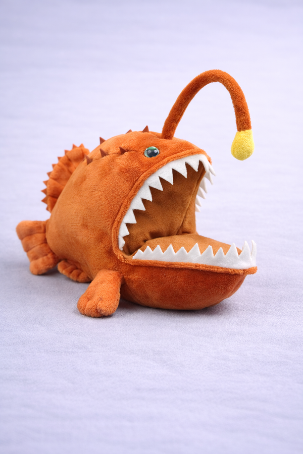 Pescado pescador abisal peluche